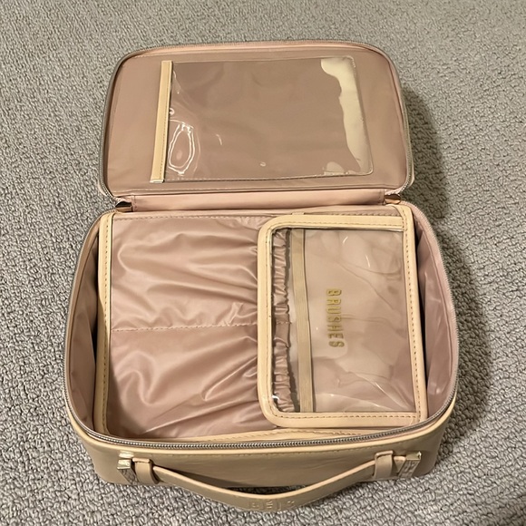 BEIS The Cosmetic Bag - Picture 6 of 8